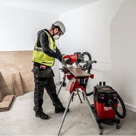 Milwaukee M18 FUEL™ Akku-Kapp- und Gehrungssäge M18FMS190-0 – Ansicht 3